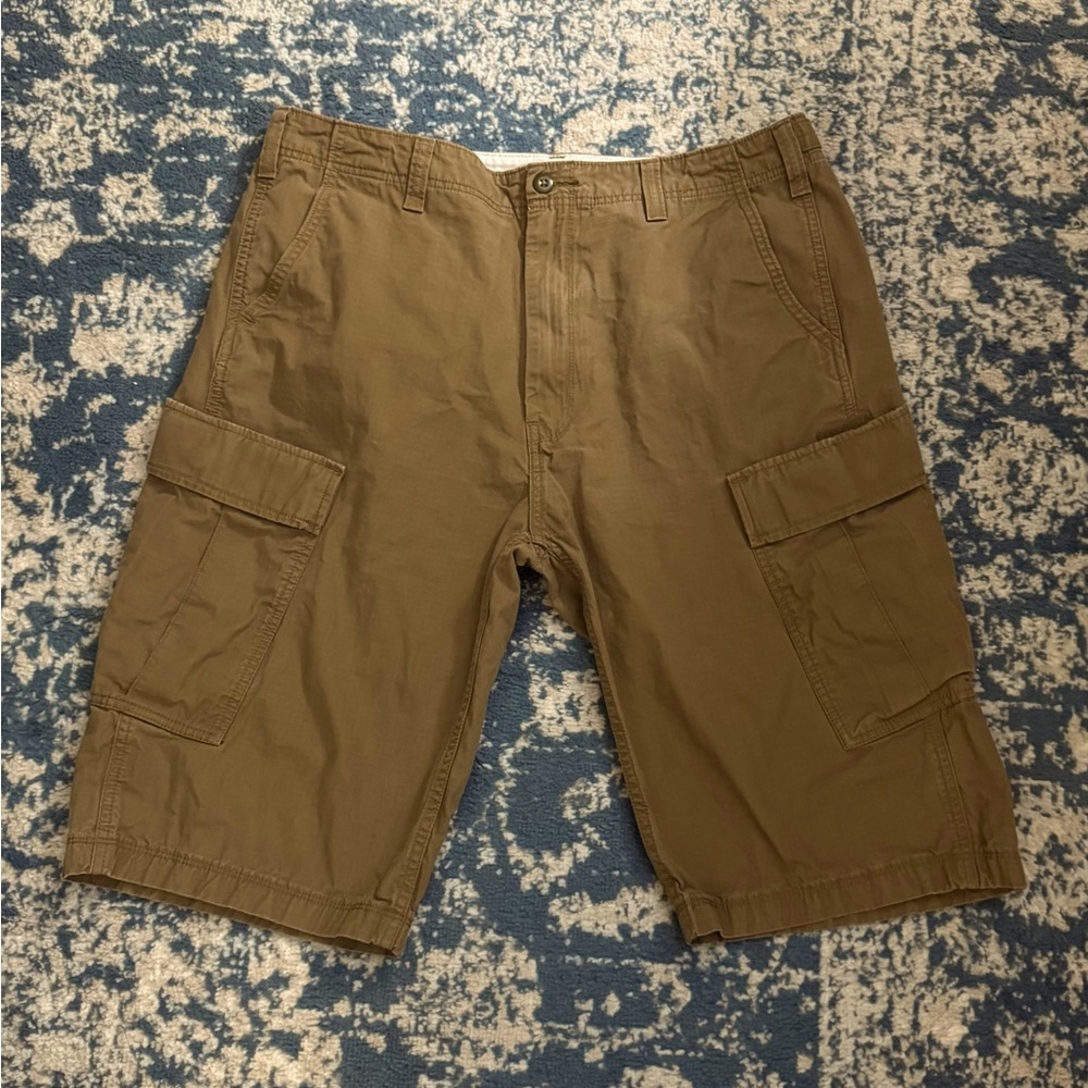Levis messenger cargo shorts